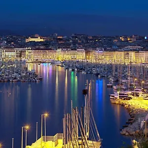 Jacuzzi Netflix Marseille