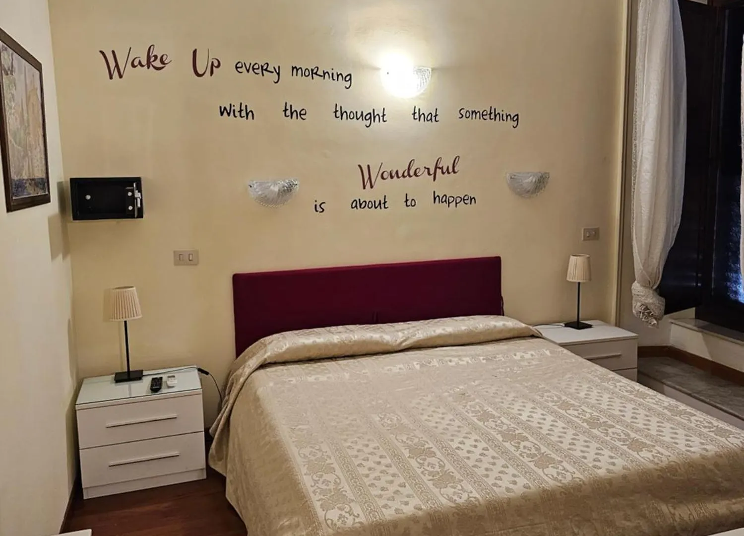 Aida Trevi Fountain Rome Apartment